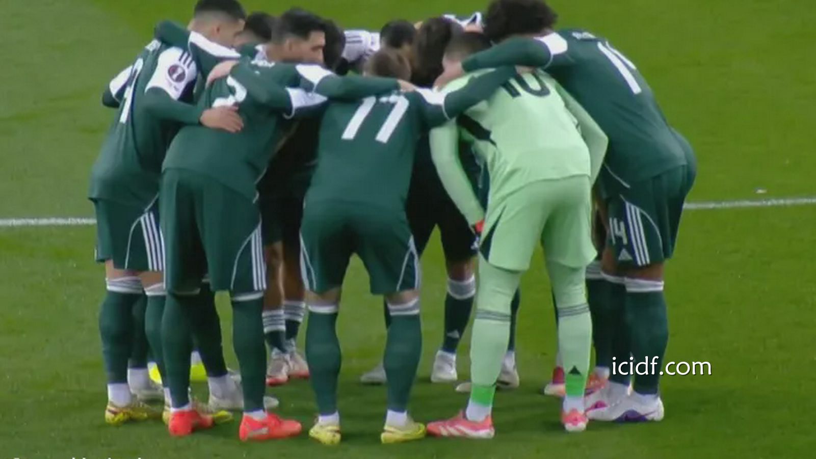 球速体育特别报道：半场战报-曼奇尼染红、凯特里斯中框，帕纳辛纳科斯暂0-0罗马