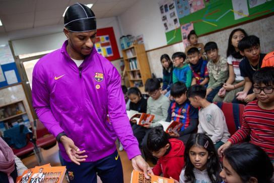 球速体育赛事分析: 在巴塞罗那参与公益活动，拉什福德｜这座城市让我有家的感觉